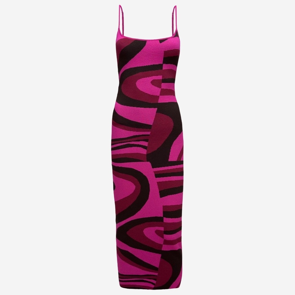 Le Lis Vibrant Pink and Black Maxi Dress
